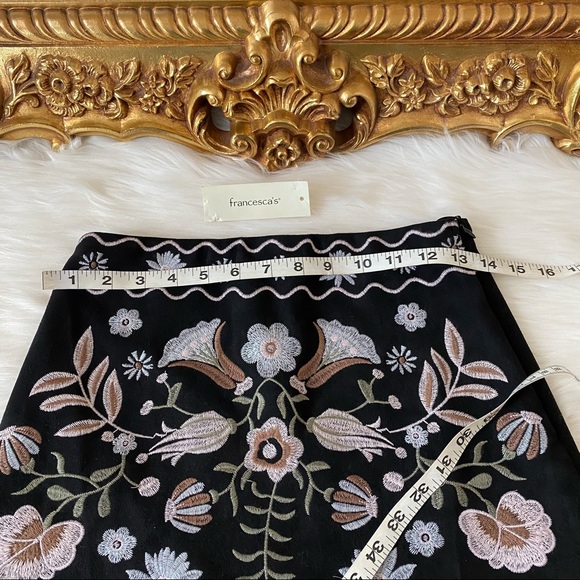 Mi Ami Francesca’s Floral Embroidered Skirt - Picture 9 of 9